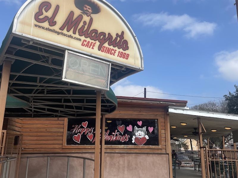 El Milagrito Cafe exterior